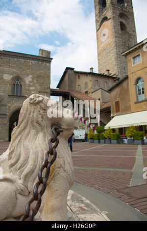 Altstadt von Bergamo. Piazza Vecchia. Rathaus Stockfoto