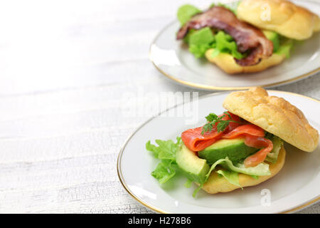 Cloud-Brot ist kein Carb Brot. Es machte mit Eiern, Frischkäse, Weinstein. Stockfoto