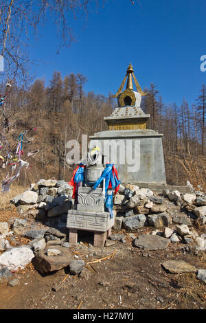 Buddhistische Erleuchtung Stupa in den Bergen Munch-Sardyks. Östlichen Sayan Stockfoto