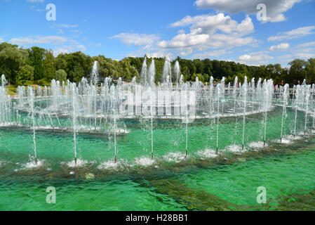 Musikalischen Springbrunnen im Park Zarizyno in Moskau, Russland Stockfoto