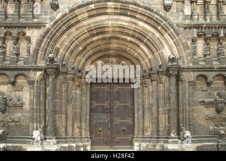 Stein Tor zu St Jakobs Kirche Schotten, Regensburg, Deutschland Stockfoto