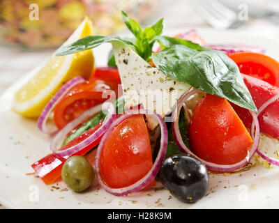 Creek-Salat mit Feta-Käse Stockfoto