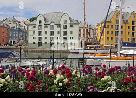 Hotel Brosundet auf Apotekergata, Alesund, Norwegen Stockfoto