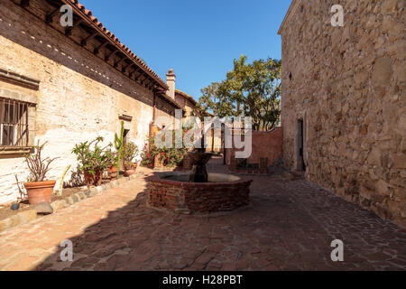 San Juan Capistrano, Kalifornien, USA — 25. September 2016: The Mission San Juan Capistrano Glocken in Süd-Kalifornien, USA. E Stockfoto