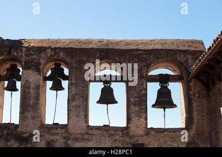 San Juan Capistrano, Kalifornien, USA — 25. September 2016: The Mission San Juan Capistrano Glocken in Süd-Kalifornien, USA. E Stockfoto