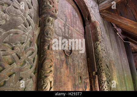 Norwegen, Laerdal. Borgund Stabkirche aka Laerdal Borgund Stavkirke. Ohne Nägel oder Metall erbaut im Jahr 1150. Stockfoto