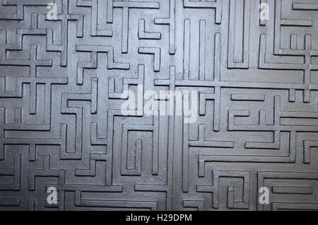 Bilder aufgenommen während des Baus der handgemachte hölzerne Labyrinthe und Irrgärten Dekorplatten und einige Mosaiken. Stockfoto