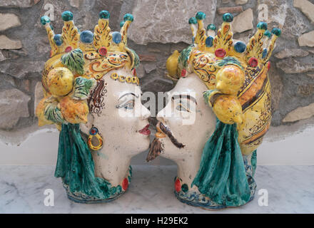 Sizilianische Keramik Köpfe, Taormina, Sizilien, Italien, Europa Stockfoto