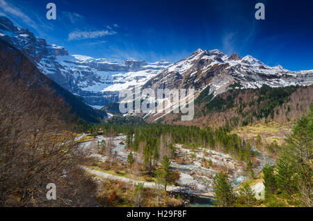 Gavarnie Gletscher Cirque.  Departement Hautes-Pyrénées, Midi-Pyrenäen, Frankreich, Europa. Stockfoto