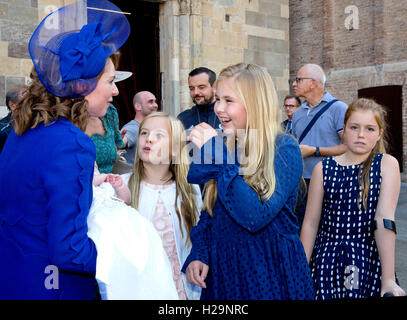 Parma, Italien. 25. September 2016. Parma, 25.09.2016 Prinzessin Annemarie, Prinzessin Amalia, Prinzessin Alexia, Prinzessin Ariane Taufe von Carlos Enrique Leonard, Sohn des Prinzen Carlos de Bourbon de Parme und Prinzessin Annemarie am Parma Kathedrale RPE/Albert Nieboer/NETHERLANDSOUT/Point de Vue Out - NO WIRE SERVICE - Credit: Dpa/Alamy Live-Nachrichten Stockfoto