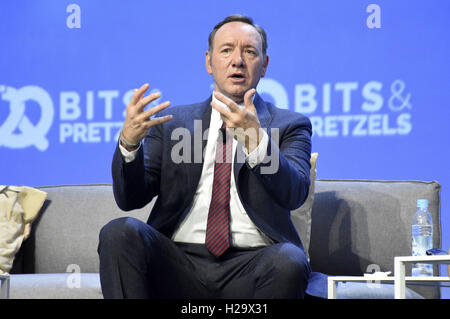 München, Deutschland. 25. September 2016. Kevin Spacey besucht Gründer-Festival "Bits und Brez ' n" 2016 im ICM International Congress Center am 25. September 2016 in München. | Verwendung Weltweit/Picture Alliance Credit: Dpa/Alamy Live-Nachrichten Stockfoto