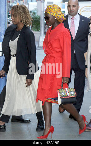 NEW YORK, NY-25 September: Lupita Nyong'o bei Good Morning America, über ihren neuen Film Königin der Katwe in New York zu sprechen. 25. September 2016. Kredit: RW / MediaPunch Stockfoto