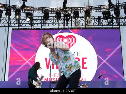 Der Elefant in die Teilnehmerliste für 2016 iHeartRadio Music Festival - Käfig SAß, T-Mobile Arena, Las Vegas, NV 24. September 2016. Foto von: James Atoa/Everett Collection Stockfoto