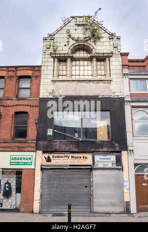 Ehemaligen viktorianischen Showroom in gefliesten Italianate-Stil, 19.. Jahrhundert, jetzt ein Shop, Oldham Street Manchester, England Stockfoto