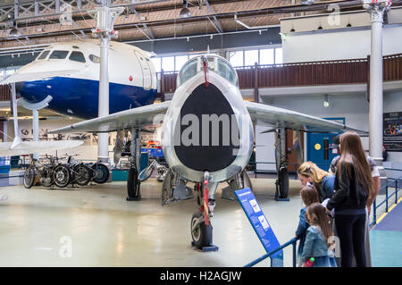 English Electric Lighting Jet Fighter Prototype WG763, Air and Space Hall, Museum of Science and Industry, Manchester, England. Das Museum wurde 2022 geschlossen. Stockfoto