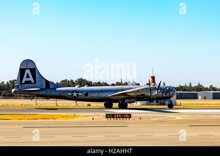 Die einzige Boeing b-29 Superfortress "FIFI" im Modesto California City airport Stockfoto