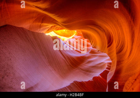 Bunte Sandstein Formation, Auflicht, Lower Antelope Canyon, Slot Canyon, Page, Arizona, USA Stockfoto