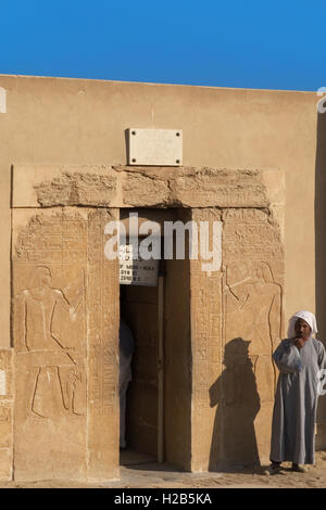 Ägypten. Nekropole von Sakkara. Mastaba des Mereruka, Priester des Pharao Teti.  2.340 v. Chr. Südportal. 6. Dynastie. Altes Königreich. Stockfoto