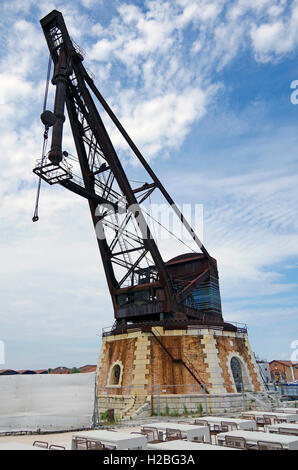 Venedig Arsenale Armstrong Mitchell Hydraulikkran Stockfoto