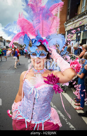 Feiern beim Karneval 2016 Cowley Road in Oxford Stockfoto