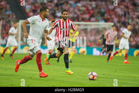 22 Raúl García. Tag 6 Spiel der la Liga Santander 2016-2017 Saison zwischen Athletic Club Bilbao und Sevilla CF spielte San M Stockfoto