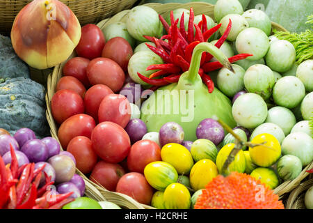 Gruppe von Kraut Obst und Gemüse-Ingredients zum Kochen Stockfoto