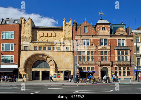 London, England, Vereinigtes Königreich. Whitechapel Gallery (ehemals Passmore Edwards Library) Mile End unterwegs. Stockfoto