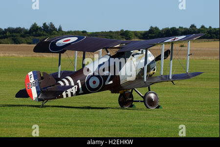 Eine Sopwith Snipe stehend auf dem Flugplatz in Duxford, England Stockfoto