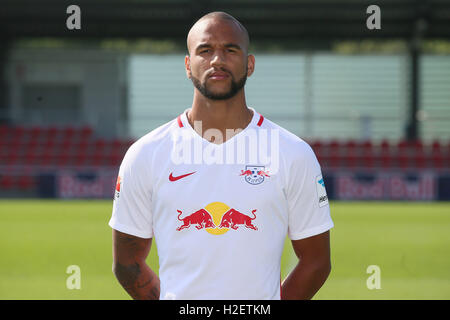 Leipzig, Deutschland. 22. Juli 2016. HANDOUT - RasenBallsport Leipzig, Teamfoto-shooting. Bild zeigt Terrence Boyd (RB Leipzig). Foto: GEPA Pictures / Sven Sonntag - für redaktionelle Nutzung only./dpa/Alamy Live News Stockfoto