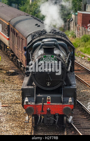 Der Bowring Park Centenarian Dampfzug gezogen von der Lancashire Fusilier basiert auf der East Lancashire Railway. Stockfoto