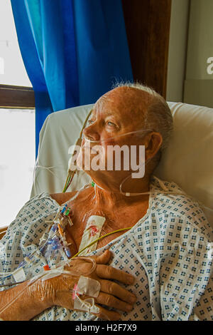 Patienten Tag nach Herz-Bypass-Operation erholt. Stockfoto