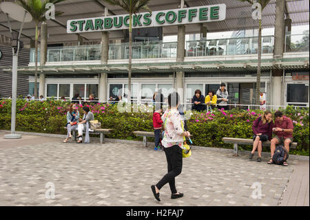 Starbucks Coffee Company, Avenue of Stars, Hong Kong, China. Stockfoto