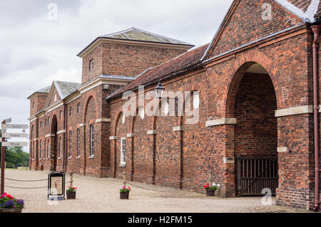 Palladio Stallungen von Burton Constable Hall von Timothy Lightoller, 1768, Skirlaugh, East Riding, Yorkshire, England Stockfoto