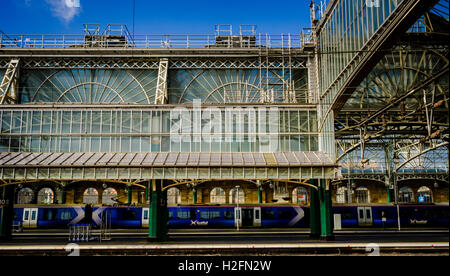 Glasgow Central Station - die Hauptstrecke Hauptschiene Endstation in Glasgow, Schottland Stockfoto