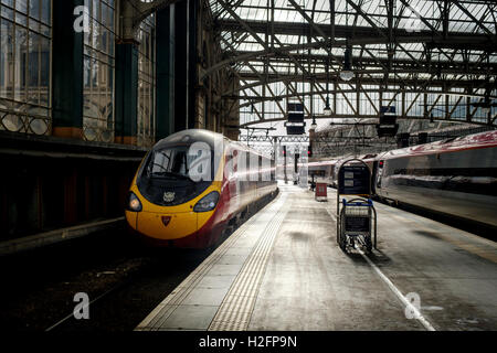 Virgin express Personenzug nach Glasgow Central Station von London Euston Stockfoto