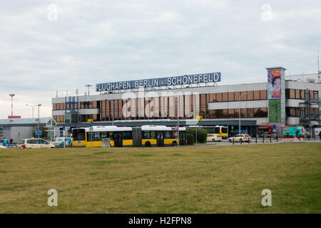 Terminal A Gebäude von Schönefeld zur Tageszeit Stockfoto