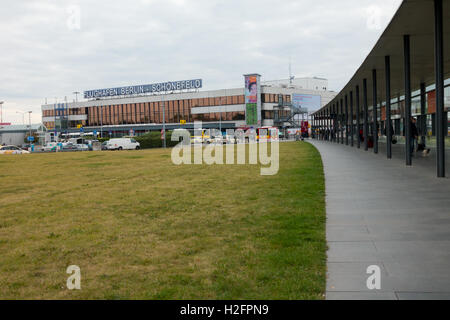 Terminal A Gebäude von Schönefeld zur Tageszeit Stockfoto