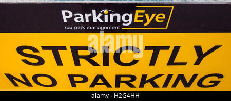 Parkplatz Auge Parkplatz Verwaltungsgesellschaft Zeichen in einem UK-Parkhaus Stockfoto