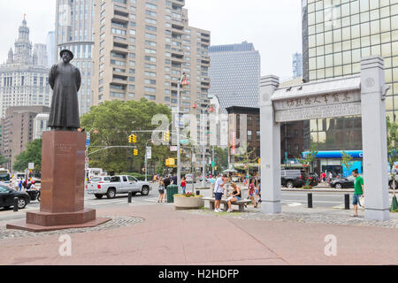 Statue von Lin Ze Xu und Denkmal für die Kriegshelden der chinesischen amerikanischen in Chinatown in New York City. Stockfoto