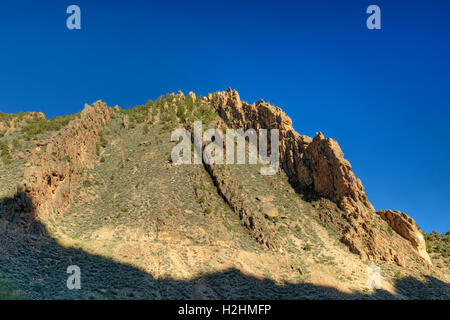 Ein seltener Blick auf das Innere des Grand Hogback, wo Gewehr Creek durchtrennt hat. Stockfoto