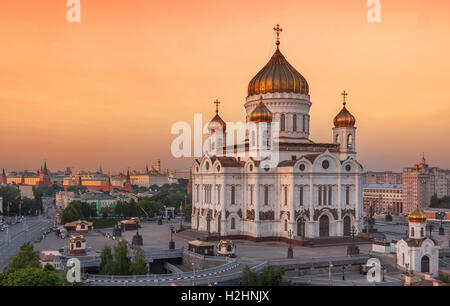 Kathedrale von Christus dem Erlöser in der untergehenden Sonne, Russland, Moskau Stockfoto