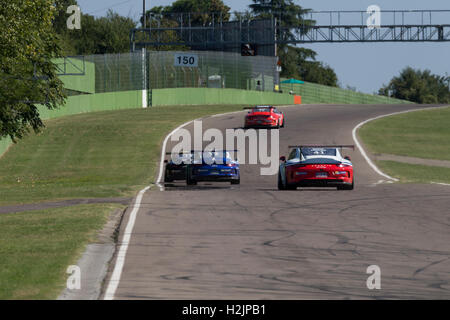 Imola, Italien - 25. September 2016: A Porsche 911 Gt3 Cup of Ghinzani Arco Motorsport team Stockfoto