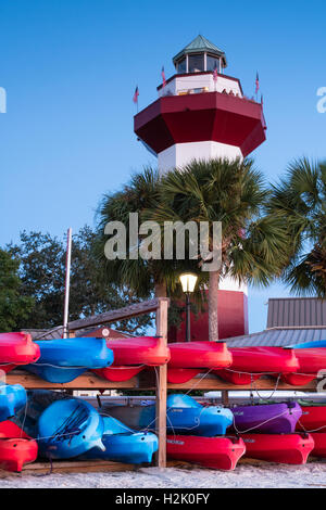 Hafenstadt Leuchtturm in Twilight, Sea Pines Resort Hilton Head Island, South Carolina Stockfoto