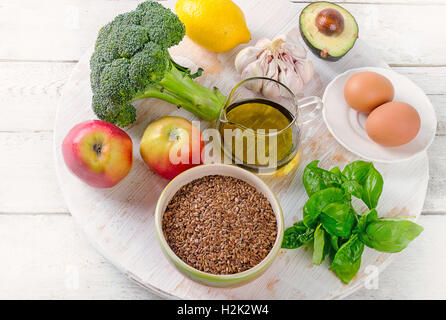 Lebensmittel für gesunde und saubere Leber. Ansicht von oben Stockfoto