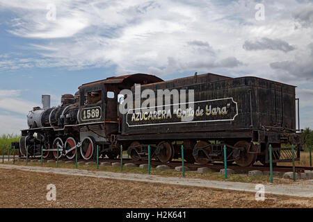 Verwendet für den Transport von Zuckerrohr und Sklaven, Baujahr alte Lok und tender der American Locomotive Company, Serie 1589, Stockfoto