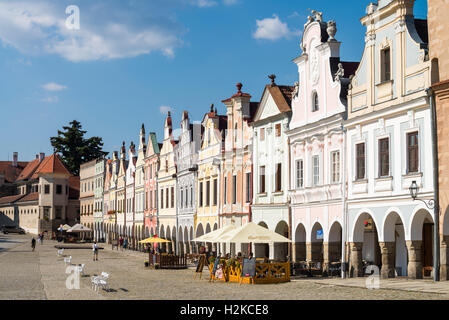 Telc, Tschechische Republik, UNESCO-Kulturerbe-Stadt, Hauptplatz, Fassade Stadthäuser, EU, Europa Stockfoto