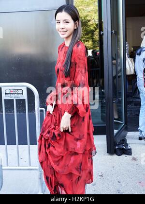 New York, USA. 22. Sep, 2016. Michael Kors anzeigen außerhalb in New York, USA auf 22. September 2016. © TopPhoto/Alamy Live-Nachrichten Stockfoto