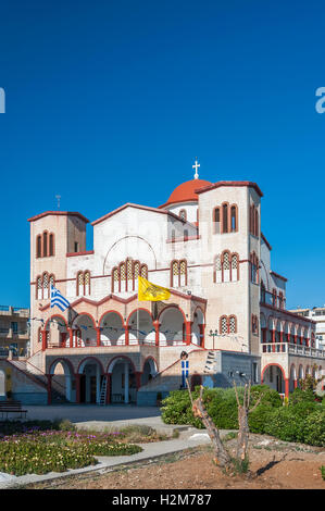 Agia Fotini ist einer der größten griechisch-orthodoxen Kirchen in der Stadt Lerapetra auf Kreta. Stockfoto