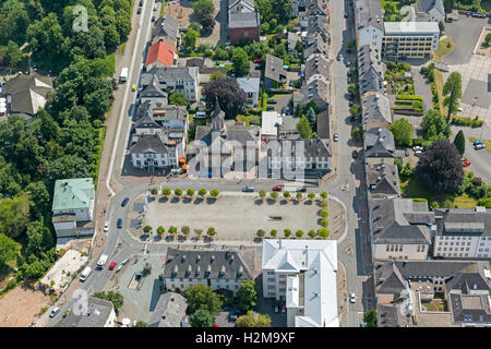 Luftaufnahme, Newmarket mit Protestend Kirche, Neumarkt mit Ev.Kirche, Luftaufnahme von Arnsberg, Arnsberg, Sauerland, Stockfoto