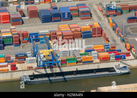 Luftbild, Container im Hafen, der Duisburger Hafen, Frachtschiff, Binnenwasserstraßen, Binnenhafen, Duisport, Luftbild Stockfoto